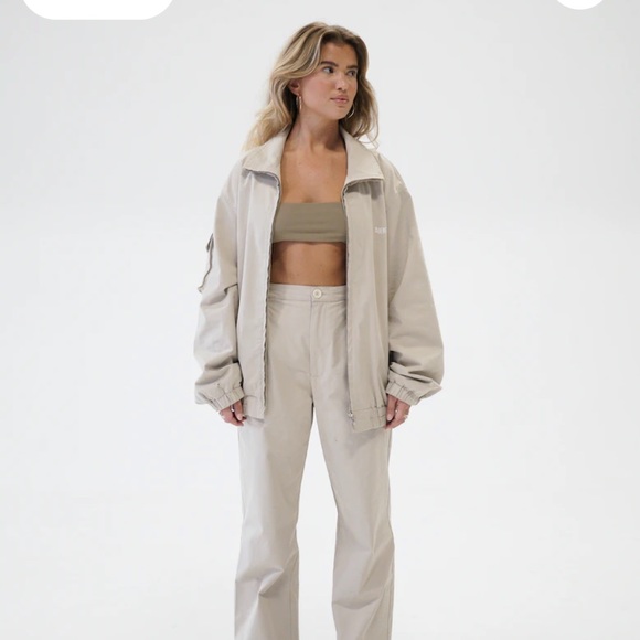 Djerf Avenue Jackets & Blazers - Djerf Avenue Cotton On The Go Jacket in Sand